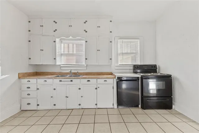 Photo 5 — 215 N 7th Street, Weatherford, OK 73096