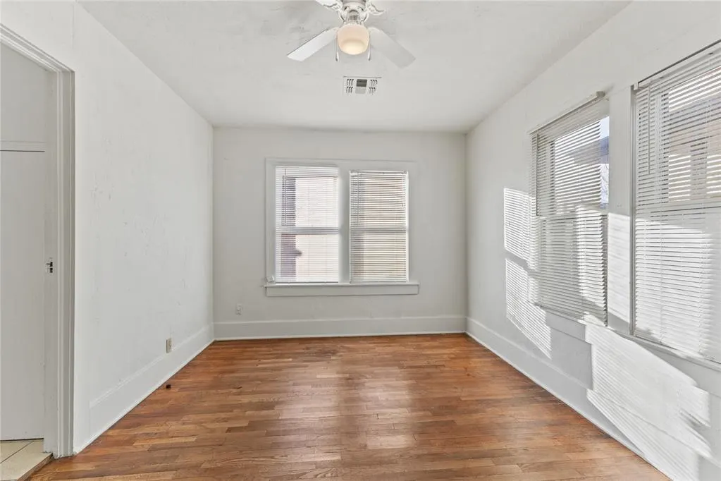 Photo 8 — 215 N 7th Street, Weatherford, OK 73096