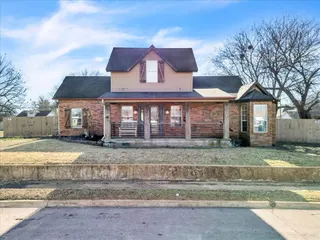 Sold home at 402 E Main Street