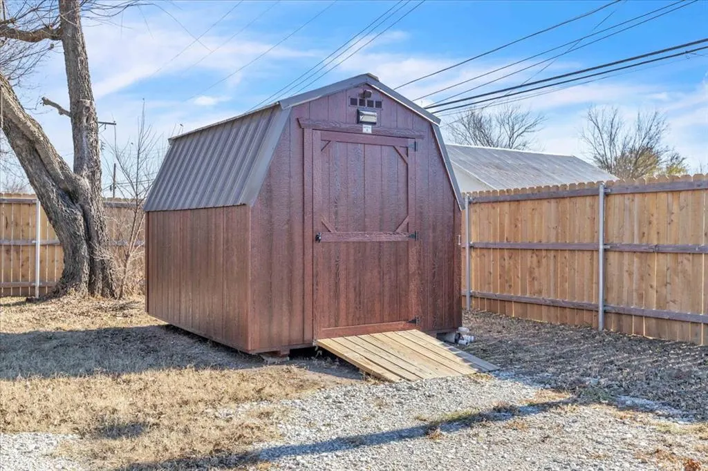 Photo 30 — 402 E Main Street, Stroud, OK 74079
