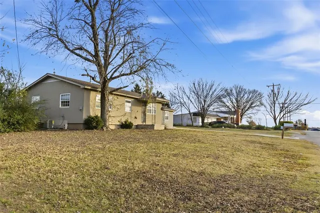 Photo 4 — 2512 Donna Lane, Spencer, OK 73084
