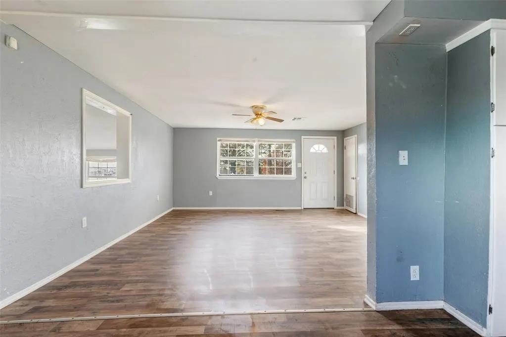 Photo 7 — 2512 Donna Lane, Spencer, OK 73084