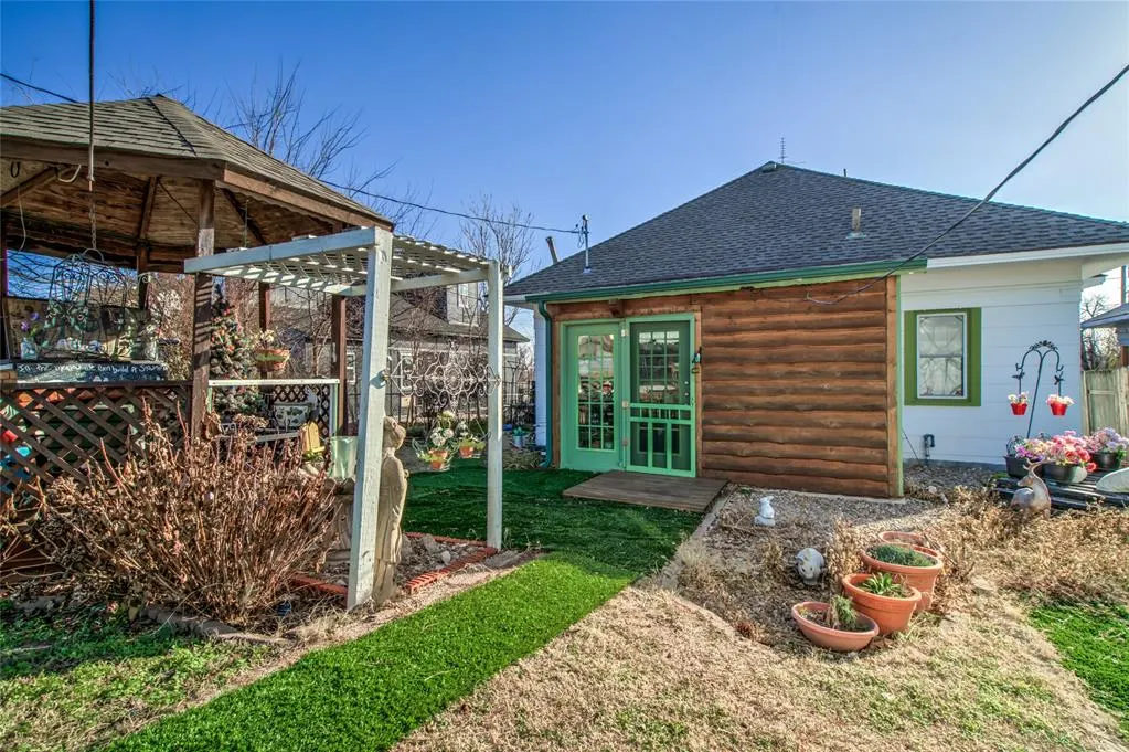 Photo 8 — 1809 NW 9th Street, Oklahoma City, OK 73106
