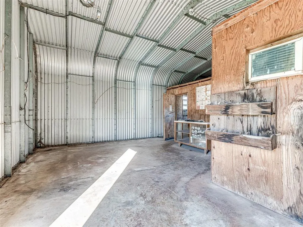 Photo 35 — 332939 E 1020 Road, Harrah, OK 73045