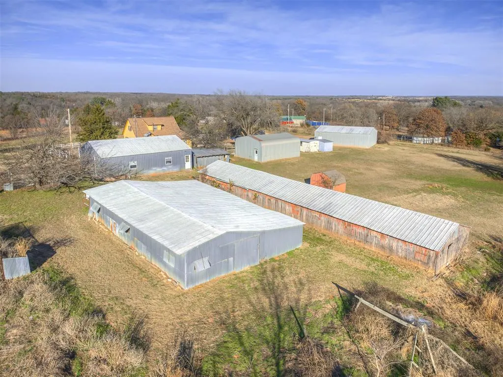 Photo 40 — 332939 E 1020 Road, Harrah, OK 73045