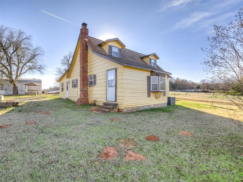 Photo 44 — 332939 E 1020 Road, Harrah, OK 73045