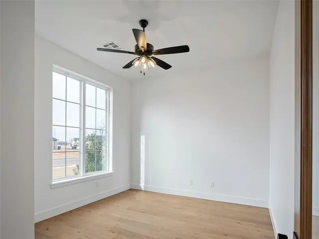 Photo 7 — 16304 Cypress Trails Drive, Oklahoma City, OK 73013