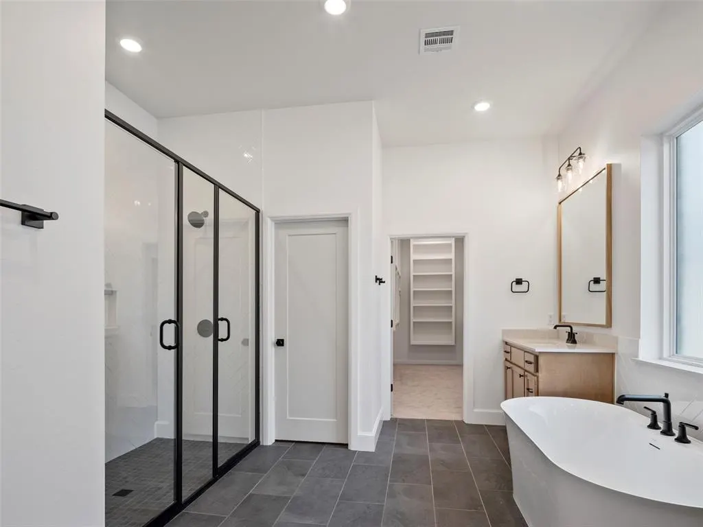 Photo 31 — 16304 Cypress Trails Drive, Oklahoma City, OK 73013
