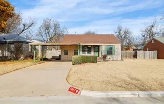 Sold home at 2917 NW 43rd Street