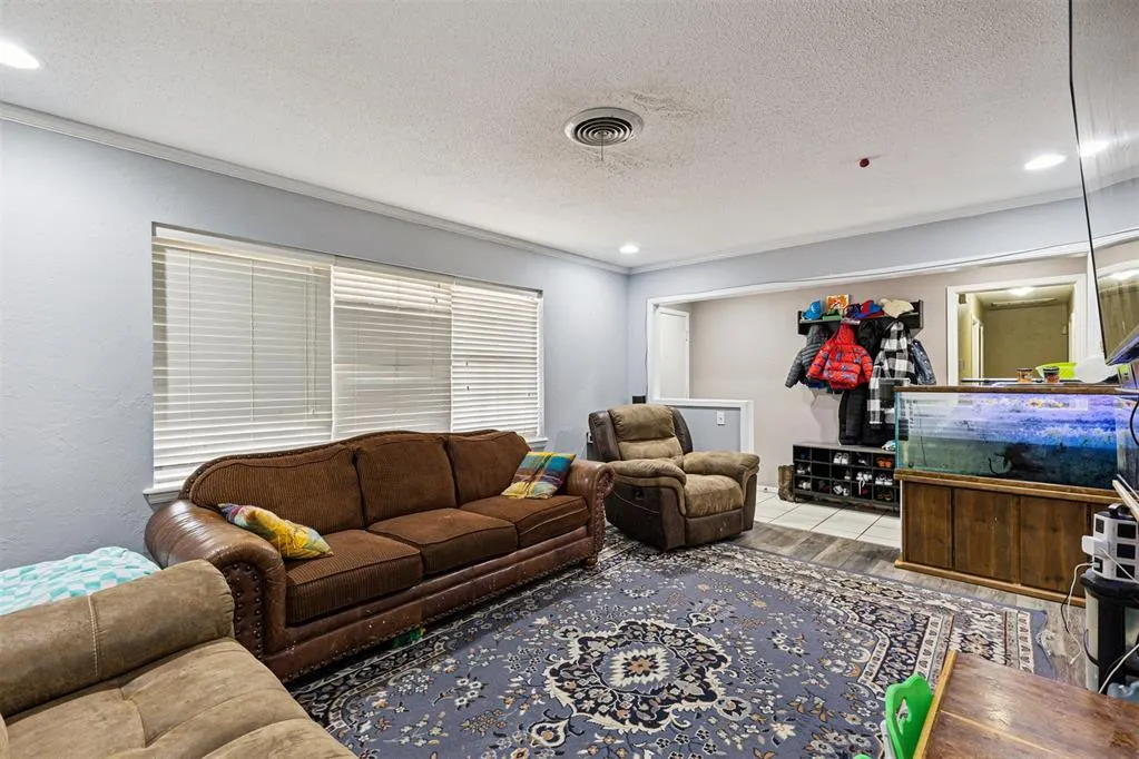 Photo 9 — 5600 NW 59th Street, Warr Acres, OK 73122