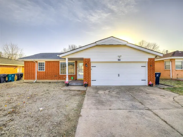 Front exterior — 1136 SW 78th Terrace, Oklahoma City, OK 73139