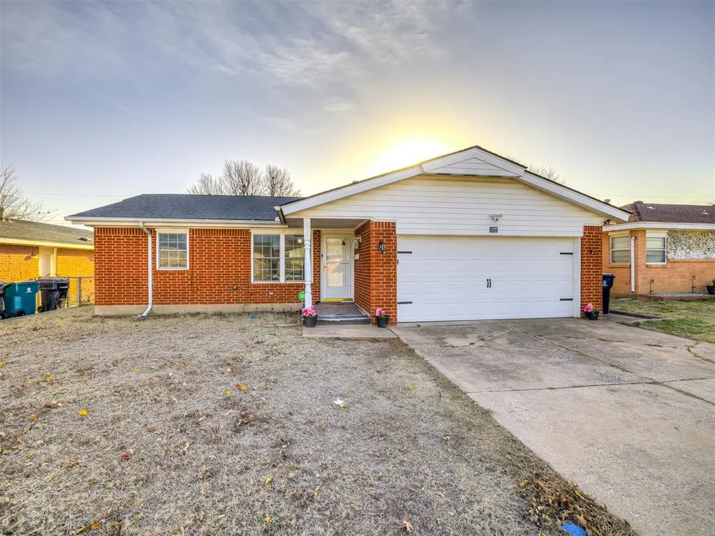 Photo 2 — 1136 SW 78th Terrace, Oklahoma City, OK 73139