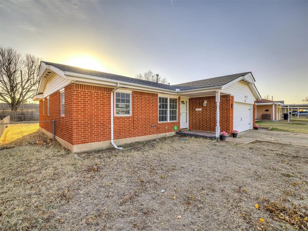 Photo 4 — 1136 SW 78th Terrace, Oklahoma City, OK 73139