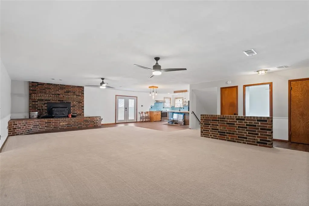 Photo 4 — 24150 Highway 24, Maysville, OK 73057
