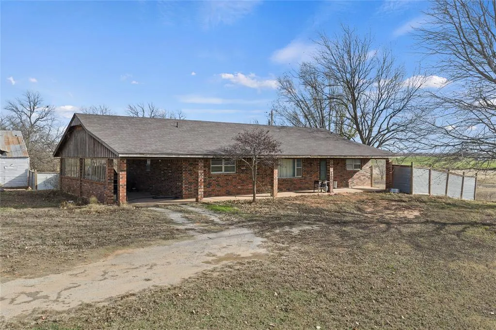 Photo 31 — 24150 Highway 24, Maysville, OK 73057