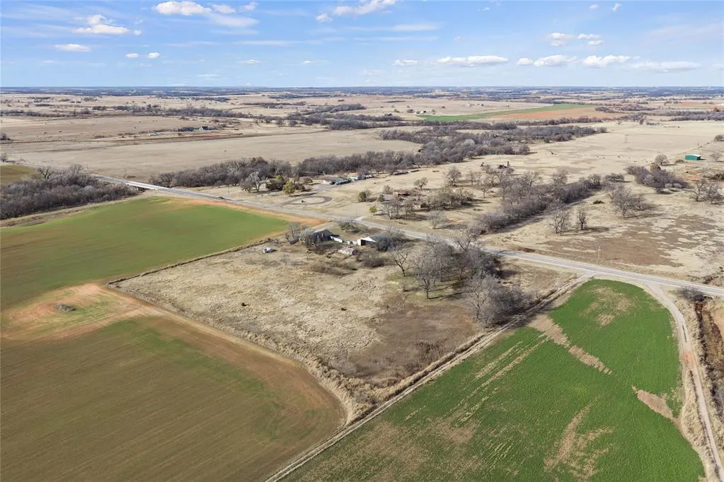 Photo 43 — 24150 Highway 24, Maysville, OK 73057