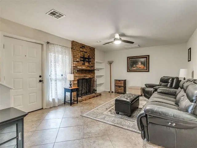 Front exterior — 11401 Springhollow Road 104, Oklahoma City, OK 73120