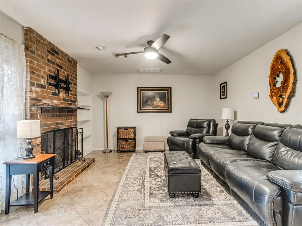 Photo 10 — 11401 Springhollow Road 104, Oklahoma City, OK 73120