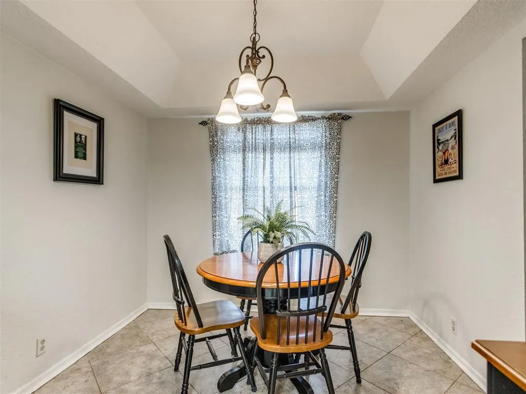 Photo 19 — 11401 Springhollow Road 104, Oklahoma City, OK 73120