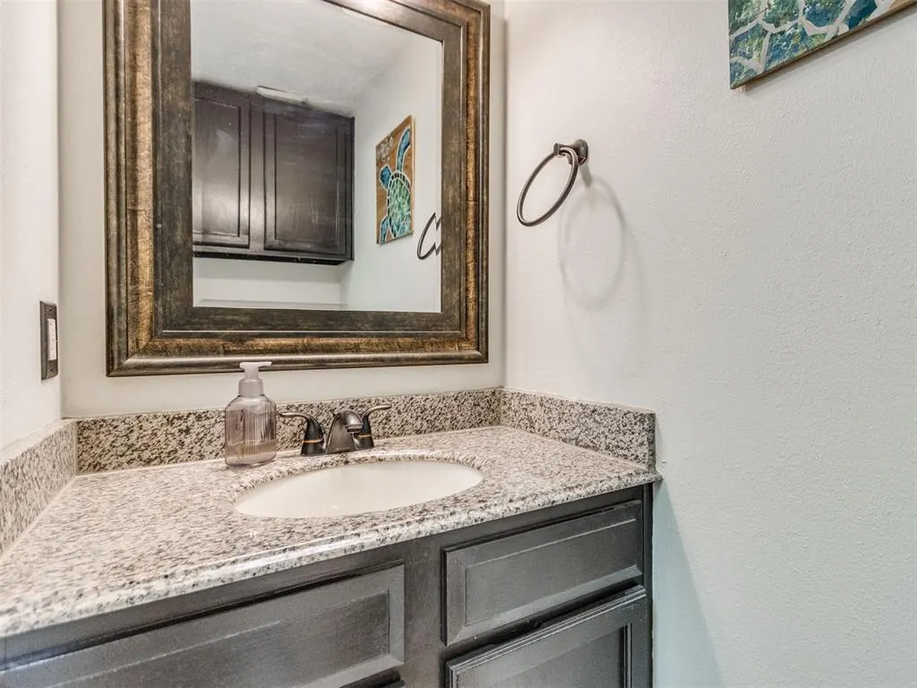 Photo 30 — 11401 Springhollow Road 104, Oklahoma City, OK 73120