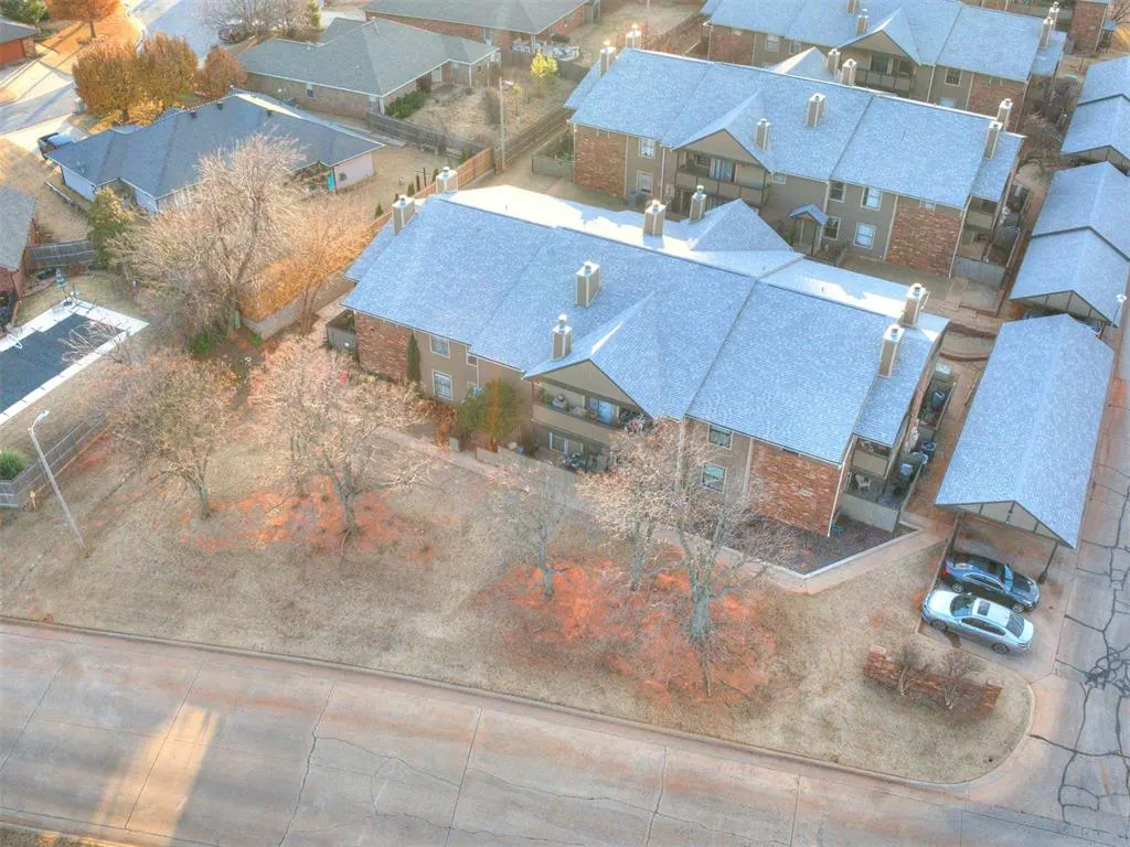 Photo 48 — 11401 Springhollow Road 104, Oklahoma City, OK 73120