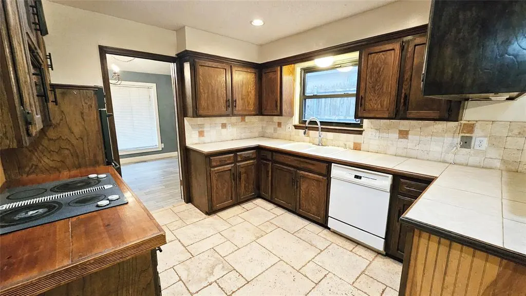 Photo 14 — 5301 NW 115th Street, Oklahoma City, OK 73162