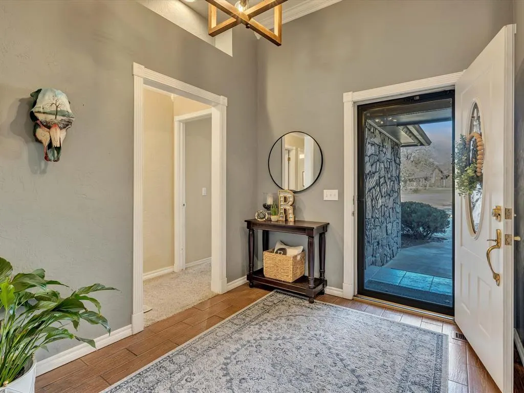 Photo 3 — 2100 Aspen Way, Guthrie, OK 73044