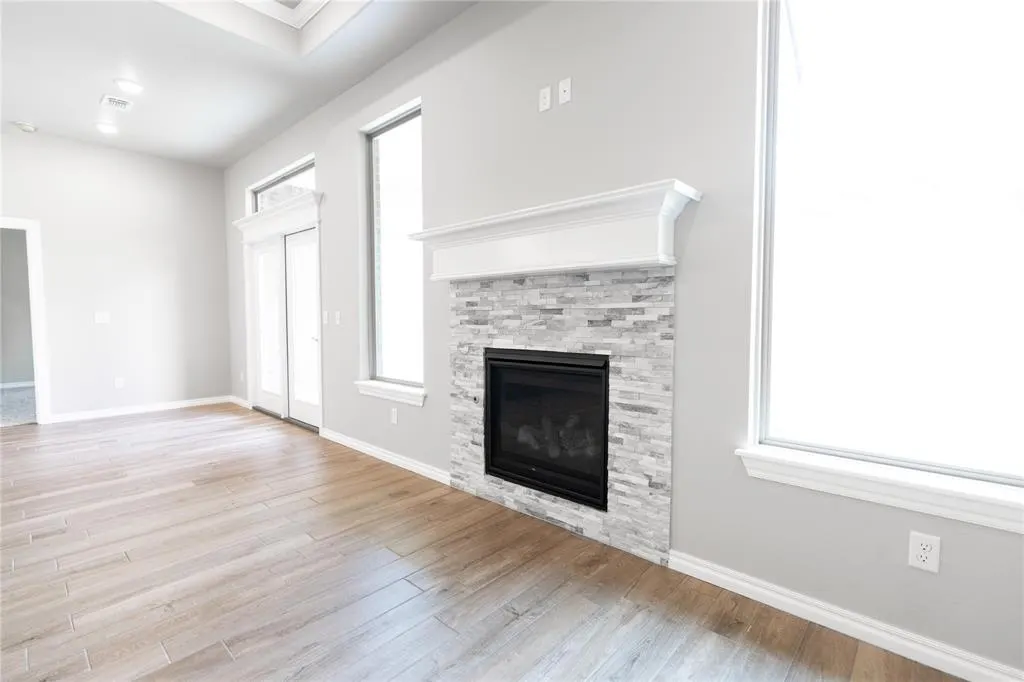 Photo 8 — 8301 Hazelwood Way, Edmond, OK 73034