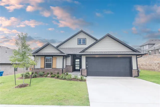 Photo 2 — 3301 Alameda Street, Edmond, OK 73034