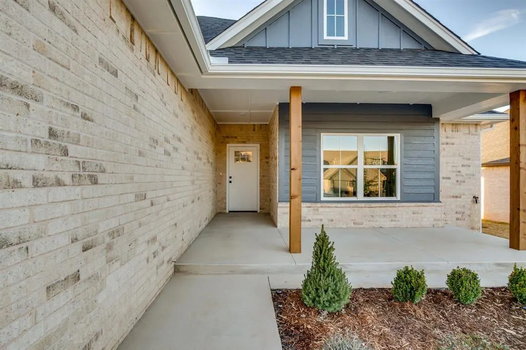 Photo 3 — 11700 NW 102nd Street, Yukon, OK 73099