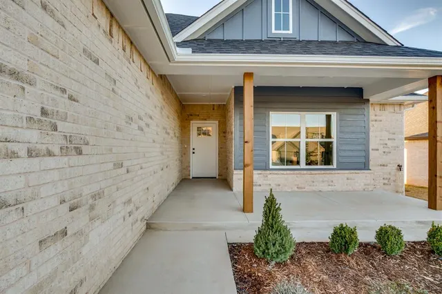 Photo 3 — 11700 NW 102nd Street, Yukon, OK 73099