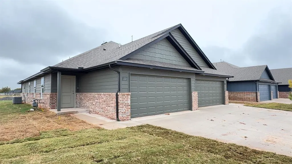 Front exterior — 1223 NW 113TH Street, Oklahoma City, OK 73114