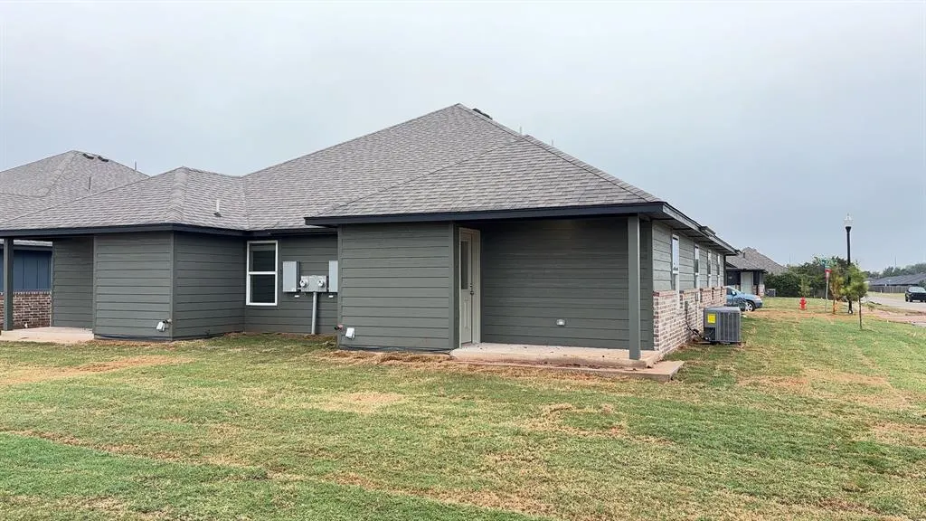 Photo 12 — 1223 NW 113TH Street, Oklahoma City, OK 73114