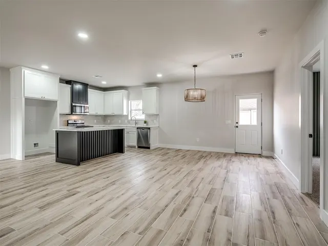 Photo 5 — 629 NW 116 Street, Oklahoma City, OK 73114