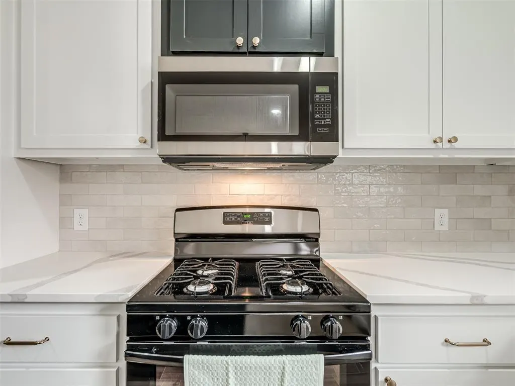 Photo 8 — 629 NW 116 Street, Oklahoma City, OK 73114