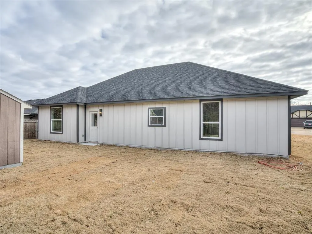 Photo 23 — 629 NW 116 Street, Oklahoma City, OK 73114
