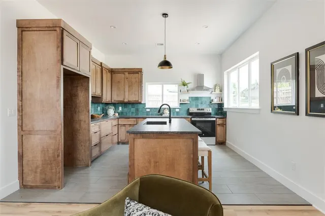 Photo 8 — 1005 N Kelham Avenue, Oklahoma City, OK 73117