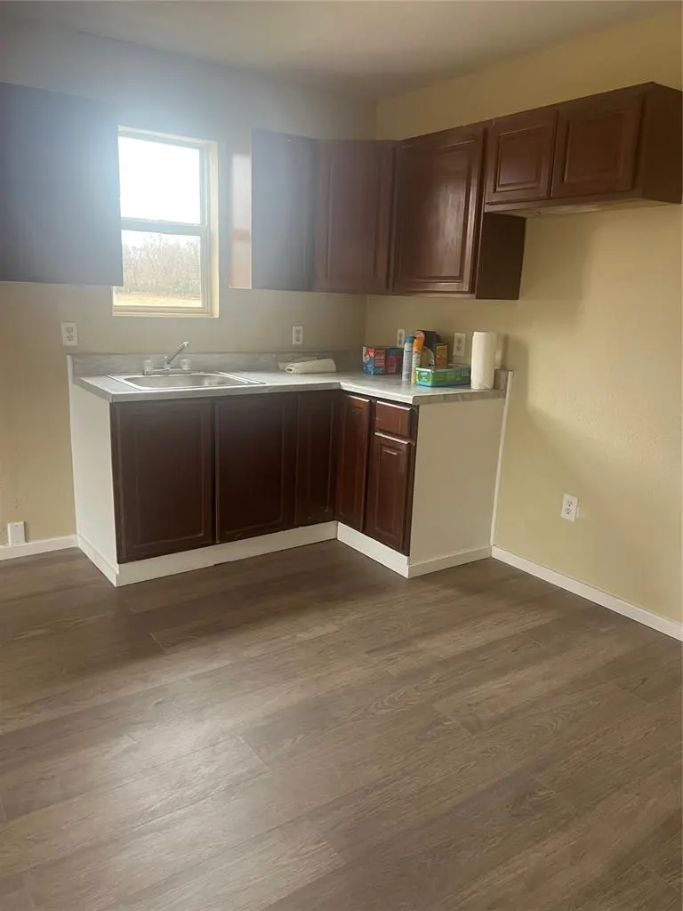 Photo 4 — 10 S Posey Street, Wewoka, OK 74884