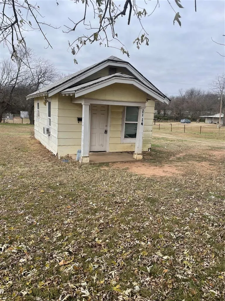 Front exterior — 1114 N Minnesota Avenue, Shawnee, OK 74801