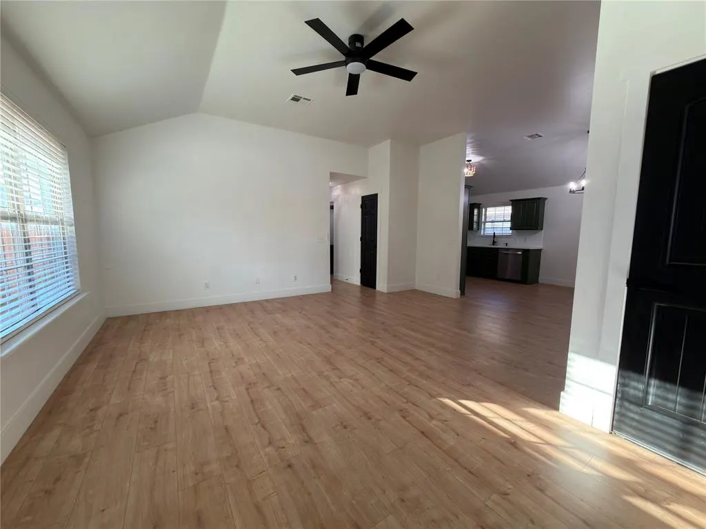 Photo 3 — 5705 Marblewood Drive, Oklahoma City, OK 73179