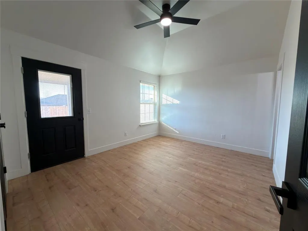 Photo 9 — 5705 Marblewood Drive, Oklahoma City, OK 73179