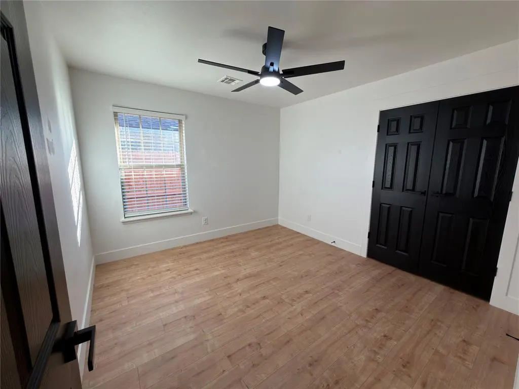 Photo 12 — 5705 Marblewood Drive, Oklahoma City, OK 73179