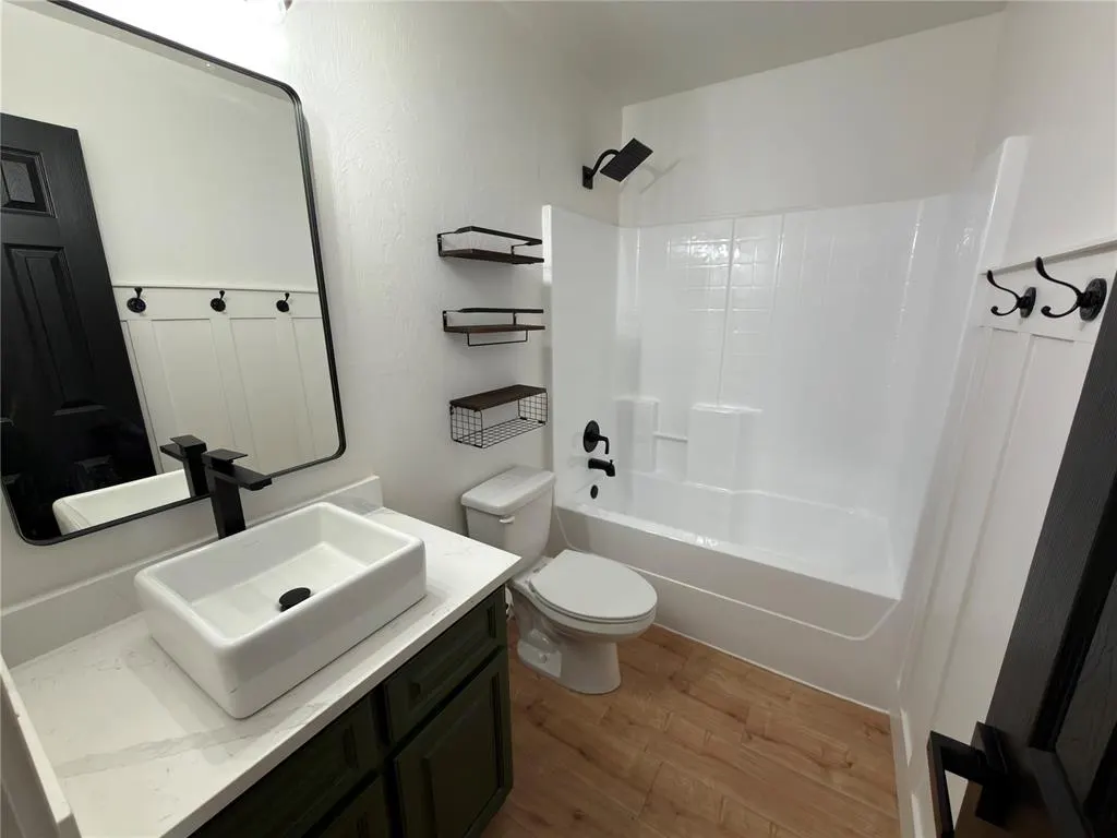 Photo 13 — 5705 Marblewood Drive, Oklahoma City, OK 73179