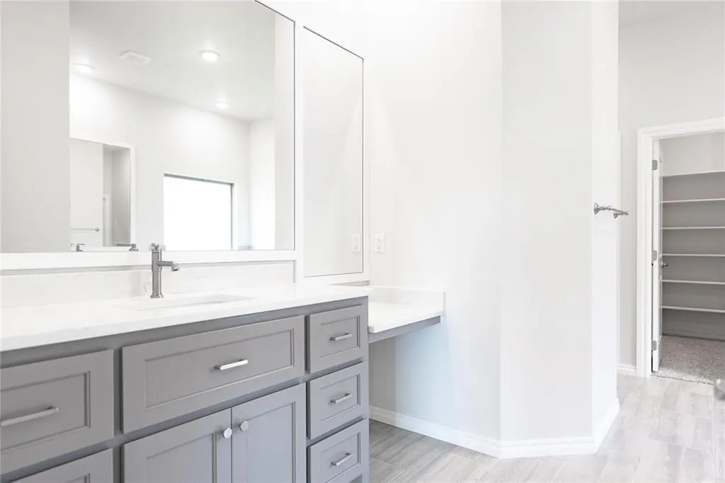 Photo 11 — 3017 Arbor Hill Drive, Edmond, OK 73034