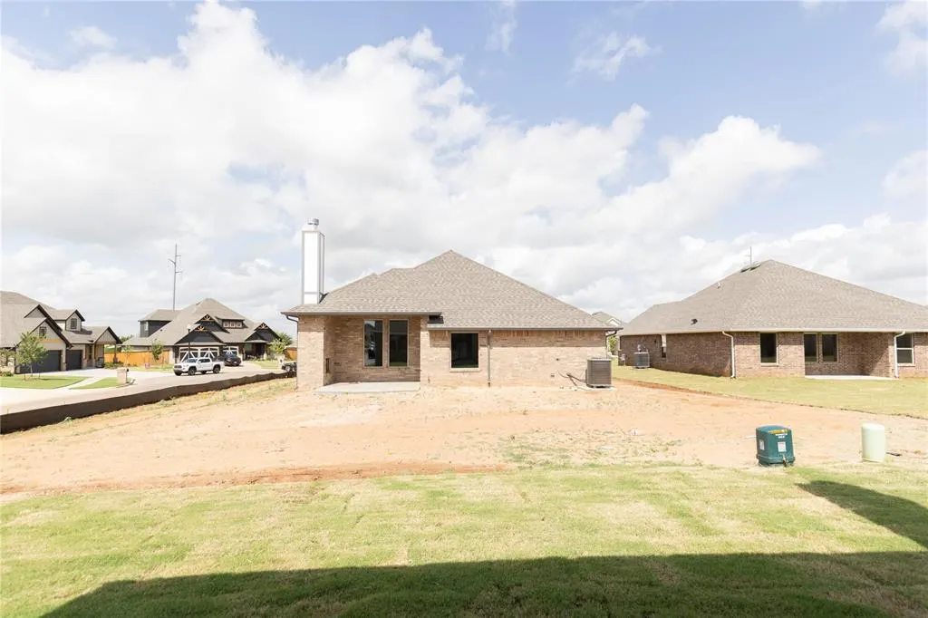 Photo 39 — 8701 Ryker Road, Yukon, OK 73099