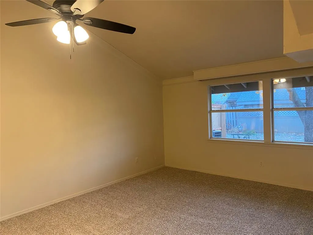 Photo 19 — 10124 Hefner Village Terrace, Oklahoma City, OK 73162