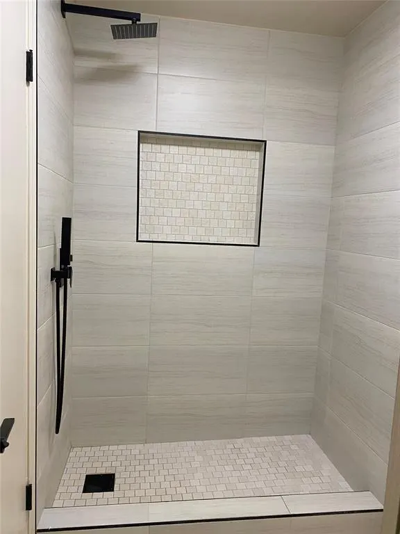 Photo 28 — 10124 Hefner Village Terrace, Oklahoma City, OK 73162