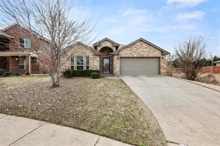 Sold home at 8912 NW 103rd Street