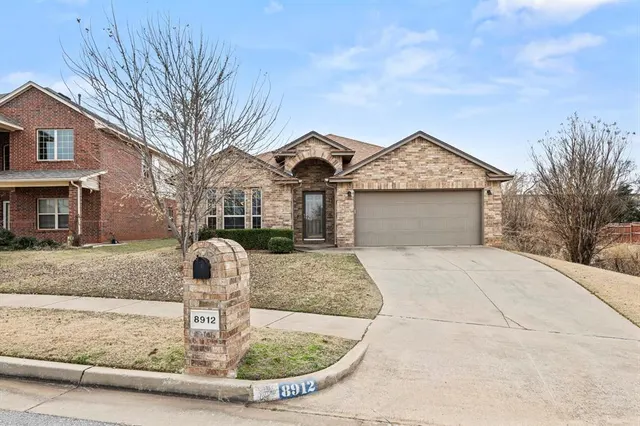 Photo 4 — 8912 NW 103rd Street, Oklahoma City, OK 73162