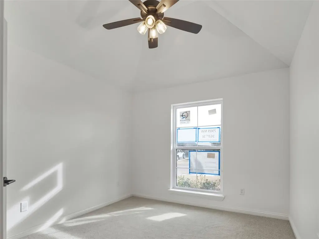 Photo 11 — 7909 NW 163rd Street, Oklahoma City, OK 73013
